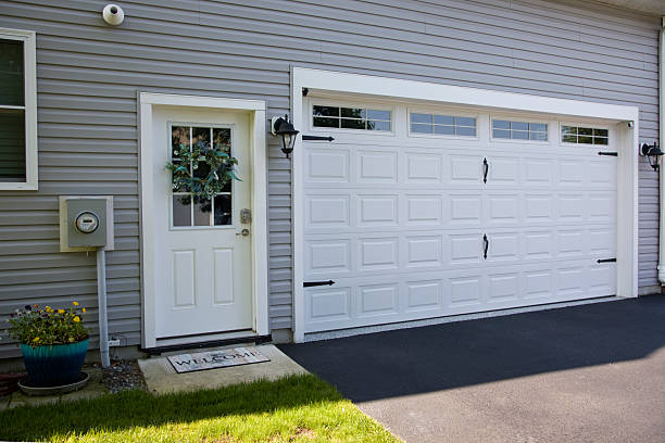 24/7 Emergency Garage Door experts in Camp Barrett, VA
