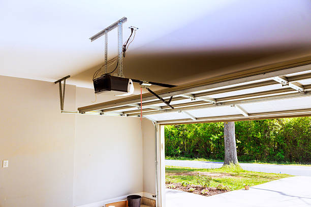 Top rated local Garage Door specialists in Camp Barrett, VA